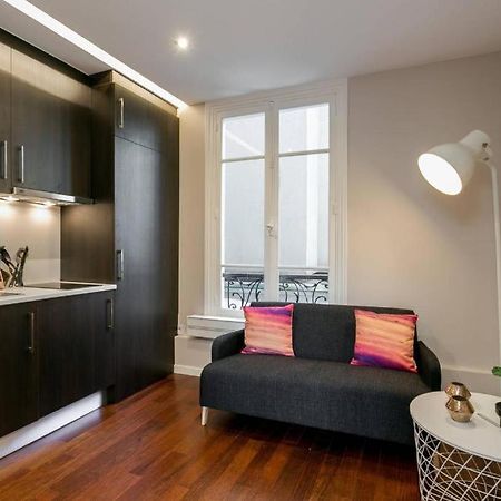 파리 Modernized Studio - Meters From The Invalides Gardens 아파트 외부 사진