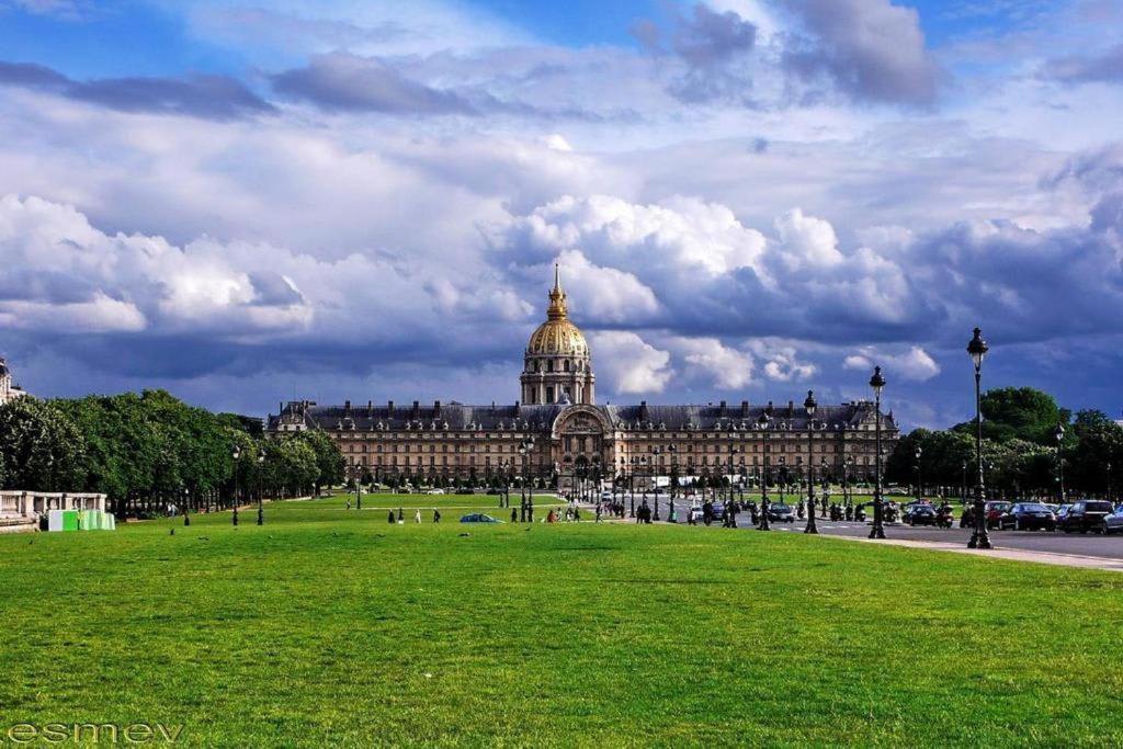 파리 Modernized Studio - Meters From The Invalides Gardens 아파트 외부 사진