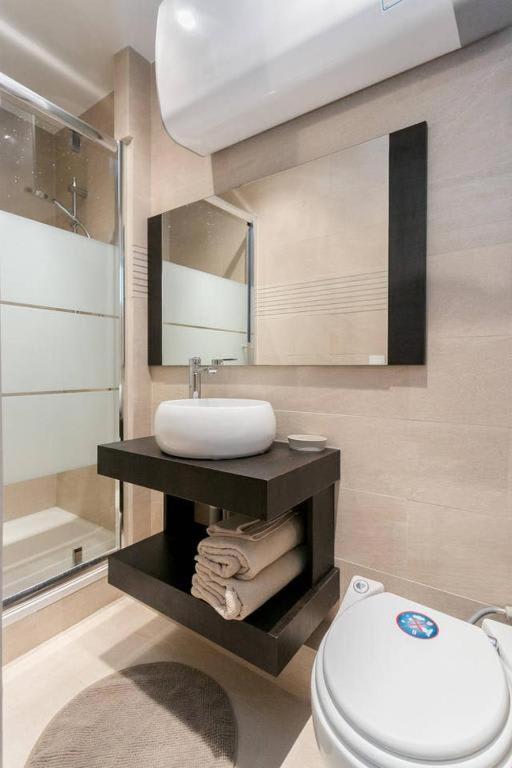파리 Modernized Studio - Meters From The Invalides Gardens 아파트 외부 사진